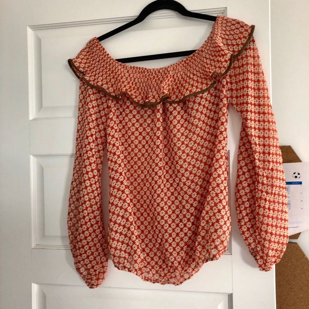 Women’s blouse, medium